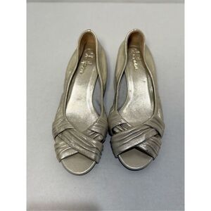 Cole Haan Peep Toe Metallic Soft Gold Low Wedge NikeAir Sole Women’s Size 6.5